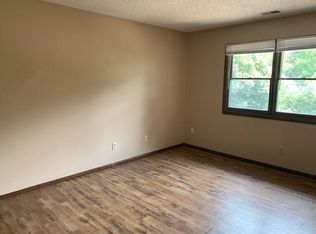 822 Fremont St #BJ4UQ593E, Manhattan, KS 66502