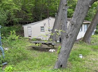 18081 Mill Rd, Berlin Center, OH 44401