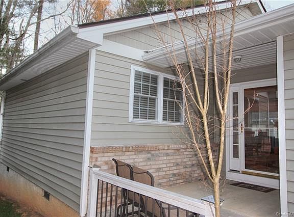 4th image of 118 Creeks End Cir