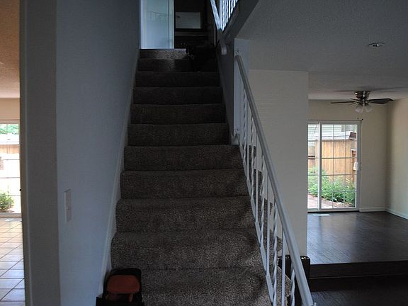 3rd image of 4330 Chateau De Ville Dr