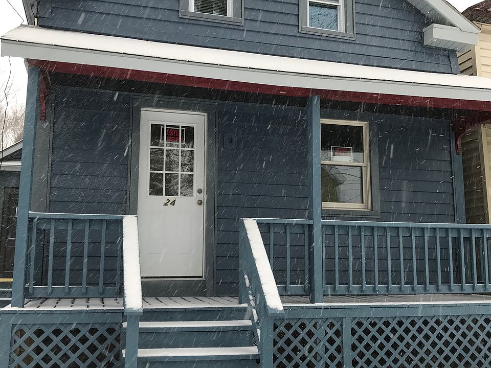 2nd image of 24 Moseley St
