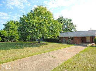 310 Davis Dr, Centerville, GA 31028