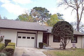 1st image of 3872 NE 19th Street Cir
