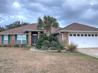 1418 Connemara Cir, Gulf Breeze, FL 32563
