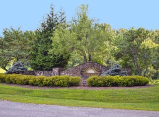 211 Cobble Ln #17, Bent Mountain, VA 24059
