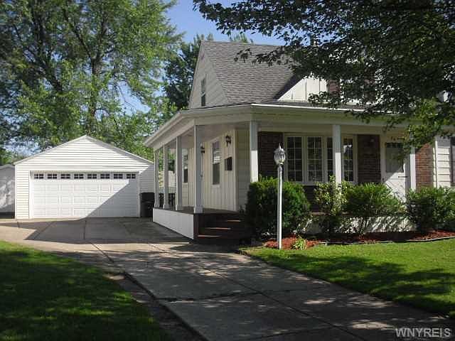 1st image of 26 Cloister Ct