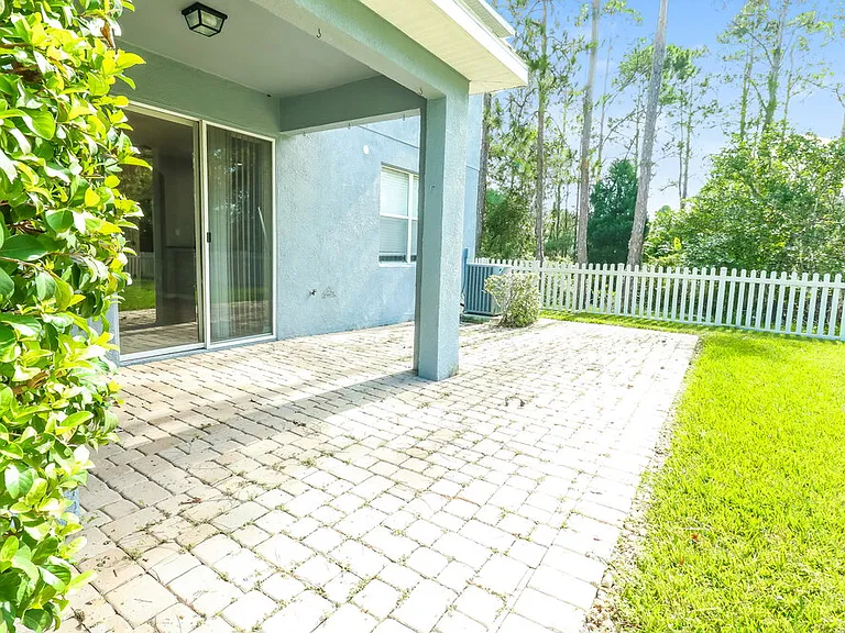 7926 Citrus Blossom Dr — Photo 16