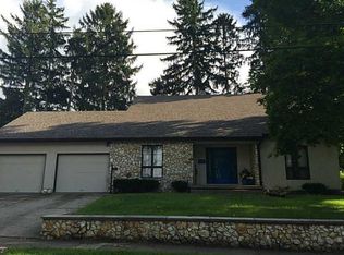 815 Riverside Dr, Springfield, OH 45504