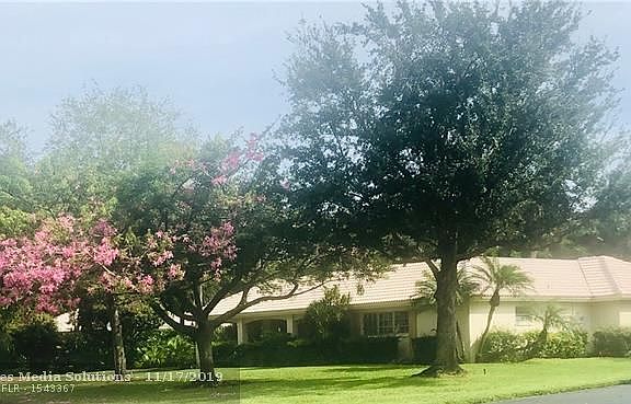3rd image of 906 Cypress Grove Dr #V-71