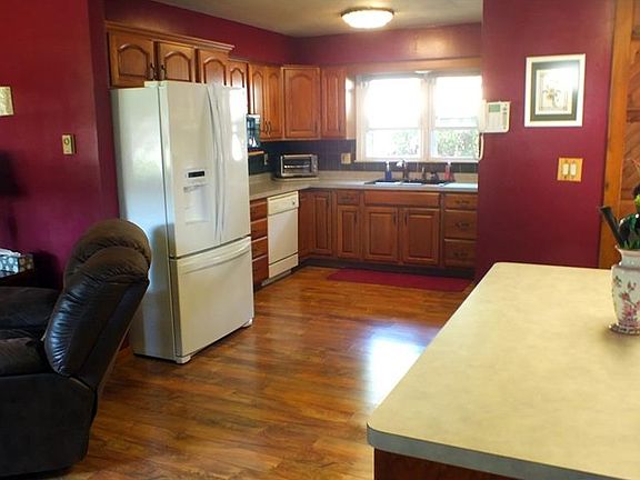 5th image of 6172 Meadowbrook Dr
