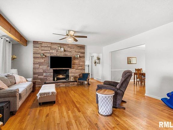 5th image of 1497 Passavant Dr