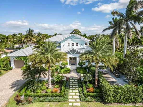 533 Turtle Hatch LN, NAPLES, FL 34103
