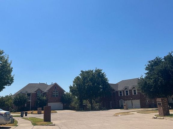 5th image of 6 Crystal Brook Ct