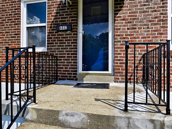 3rd image of 4602 Leona St