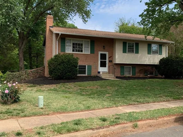 9702 Dublin Dr, Manassas, VA 20109