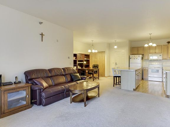 5th image of 1331 Lake Dr W APT A214
