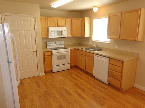 5th image of 309 S 1400th St W