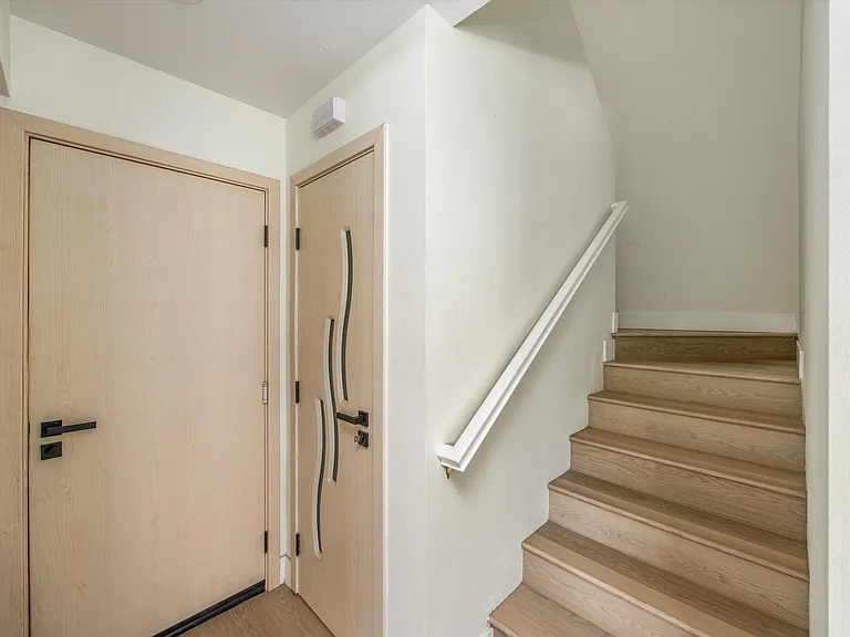 3164 N Sterling Ave #101 — Photo 6