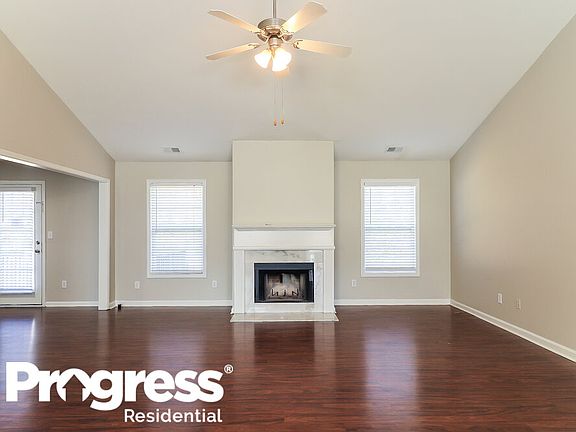 4th image of 113 Sandstone Pl