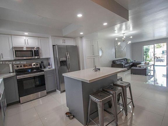 3rd image of 2117 NE 123rd St #2117