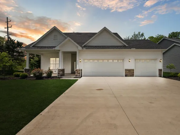 4340 E McKenna Ln, Pt Clinton, OH 43452