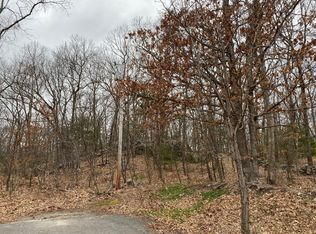 60 Arrowhead Rd, Wrentham, MA 02093