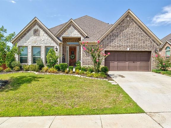 3rd image of 1101 Ballycastle Ln