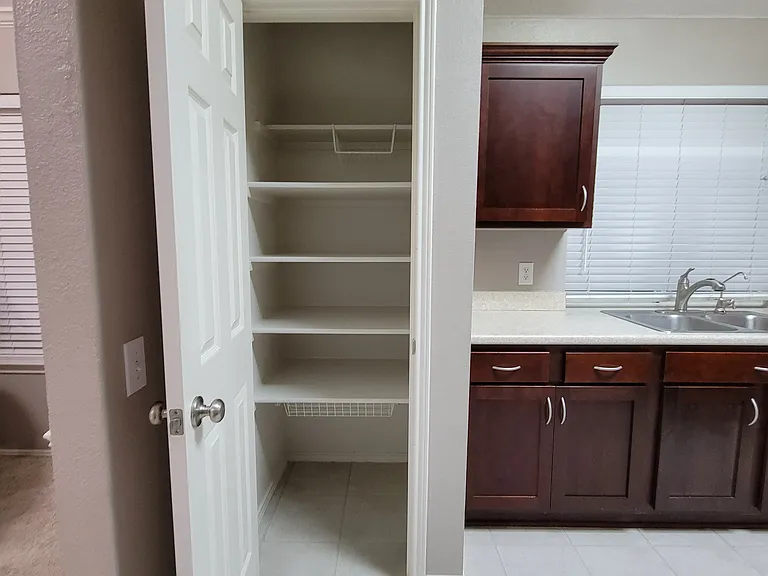 156 Pelican Cove Dr — Photo 9