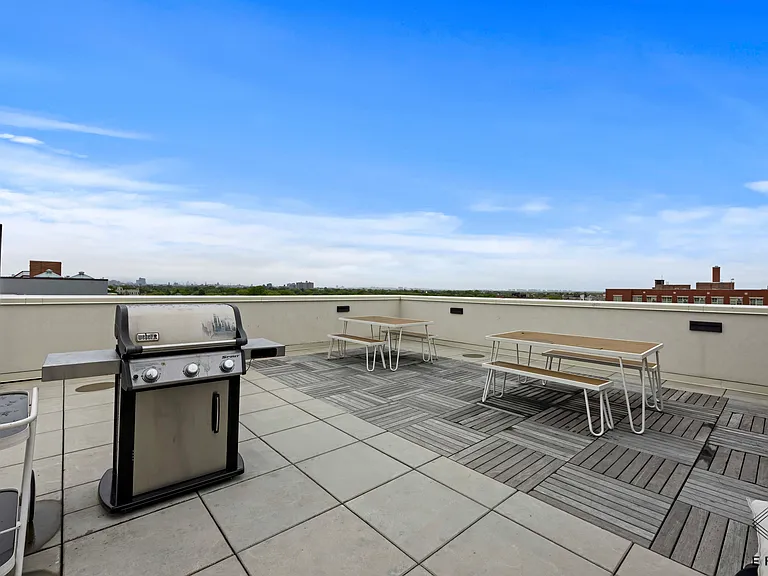 2045 Ocean Ave #503 — Photo 15