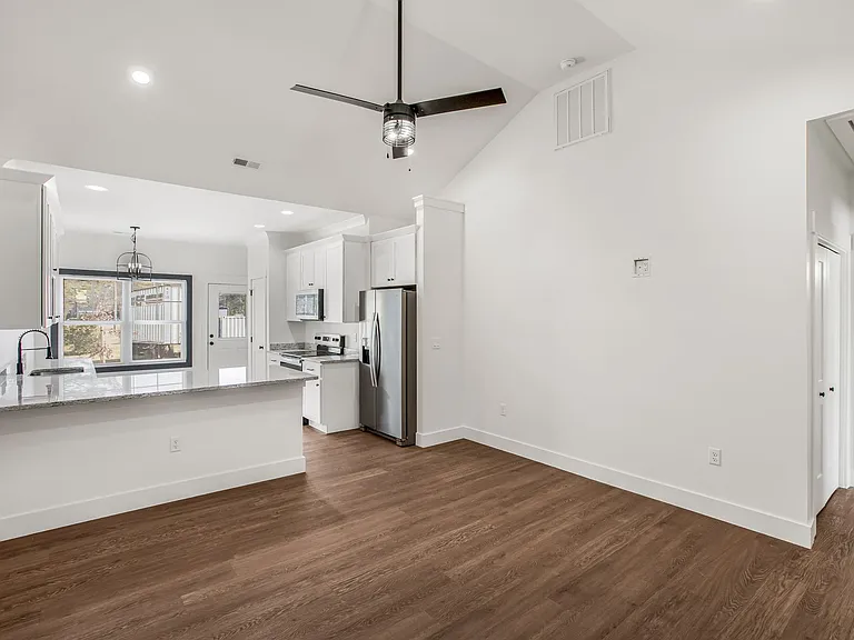 3100 Infinity Dr NW — Photo 18