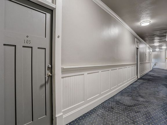 5th image of 3016 1st Ave #211