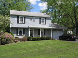 371 Bedford Rd SE, Brookfield, OH 44403