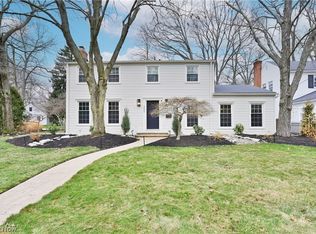 260 Saddler Rd, Bay Village, OH 44140