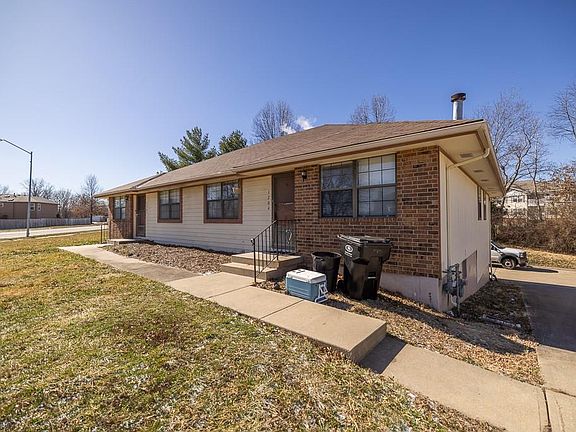 2nd image of 1700 & 1702 S Swope Dr