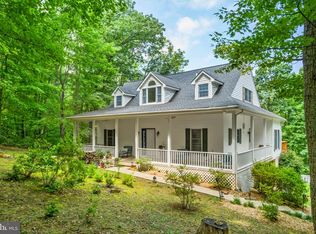 158 Mountain Star Dr, Shipman, VA 22971