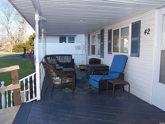 2nd image of 42 Woodlawn Ave