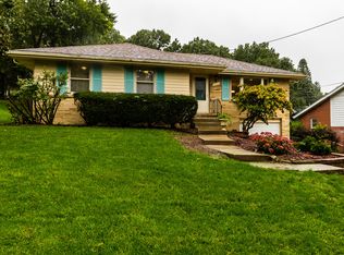 6770 Washington Ave, Windsor Heights, IA 50324