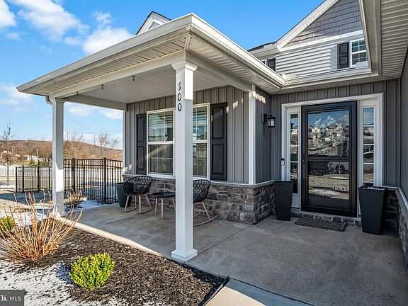 2nd image of 100 Eagle Rd