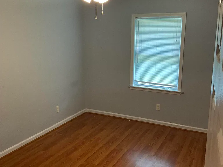 529 Raintree Rd — Photo 20