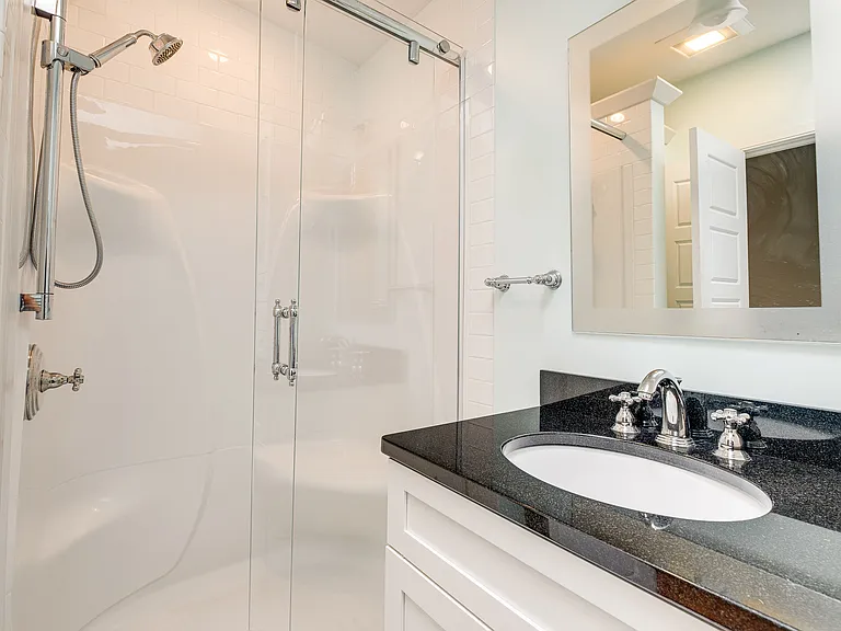 1235 Shore Rd — Photo 36