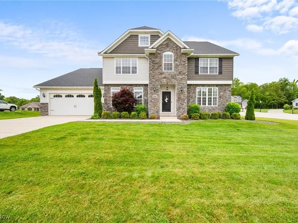 1347 Elizabeth Ct, Kent, OH 44240