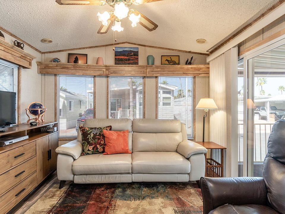 1st image of 930 Nickel Dr