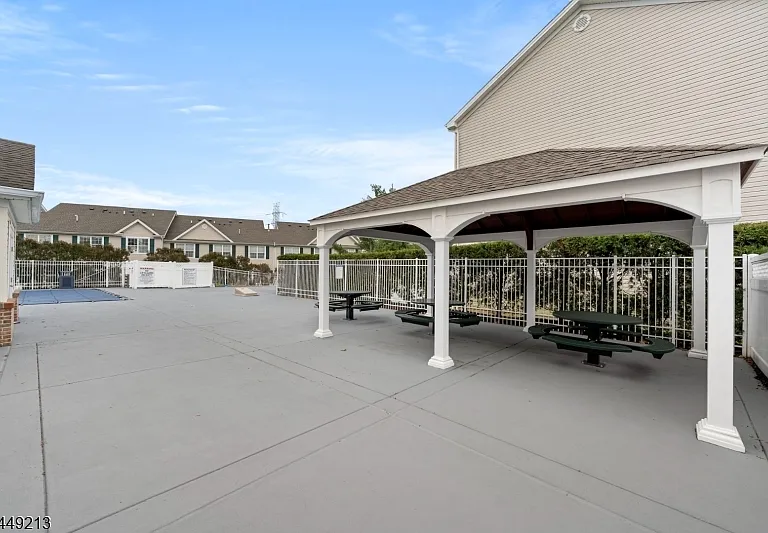 274 Windmill Ct — Photo 20