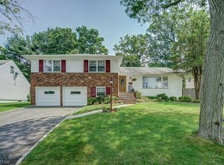 14 Devonshire Ter, West Orange, NJ 07052