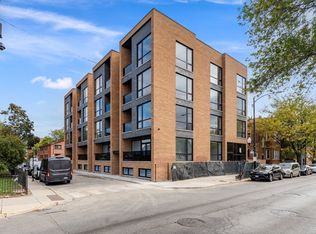 2355 W Flournoy St #402, Chicago, IL 60612