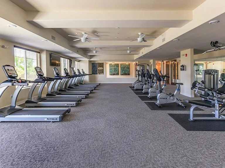 Avia La Jolla — Photo 116