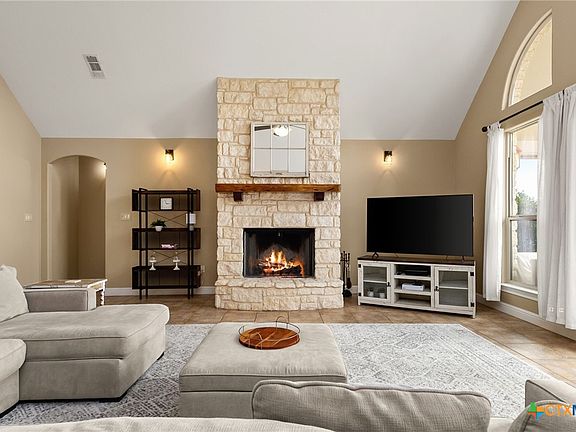 4th image of 2419 Eden Rd