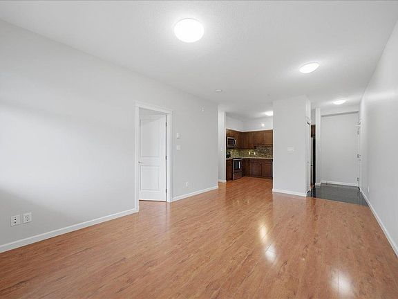 5th image of 22858 Lougheed Hwy #207