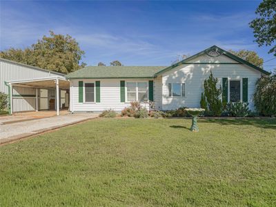 438 South St, Krum, TX, 76249