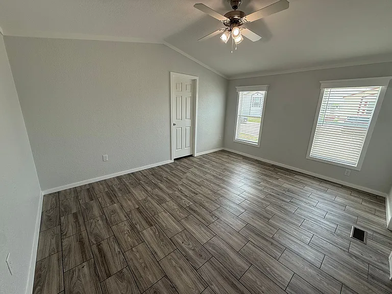 Woodlake Estates (TX) — Photo 21